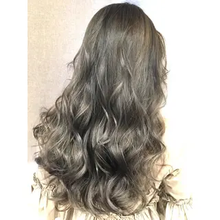 ロング カラー 井上 一平のヘアスタイル