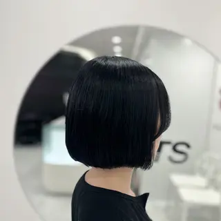ミディアム カラー 🩵色落ち可愛い 寒色カラー🩵のヘアスタイル