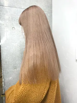 ミディアム カラー ヘアアレンジ 🌷FUKA🌷 まろやかハイトーンのヘアスタイル