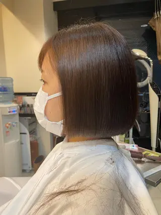 ショート こすげひろと カラー講師のヘアスタイル