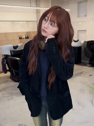 ロング the hinc所属・ami/大阪/暖色 /レイヤーカットのヘアスタイル