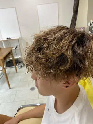 パーマ メンズ 長谷川 誠志のヘアスタイル