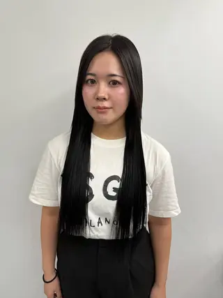 ロング カラー 𝙃𝘼𝙍𝙐🎀 韓国×エクステのヘアスタイル