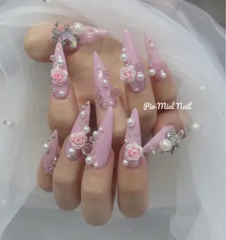 セミロング HANA 長さだしのネイルデザイン