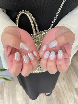 ネイル はばすみれ🎀ﾈｲﾙ 光ﾌｪｲｼｬﾙ ﾍｱのネイルデザイン