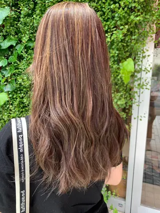 ロング カラー 大関 はるかのヘアスタイル