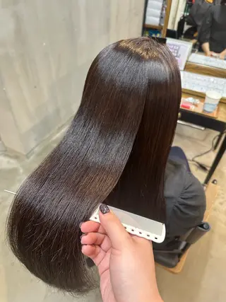 ロング aimu/レイヤー/ カラー/髪質改善のヘアスタイル