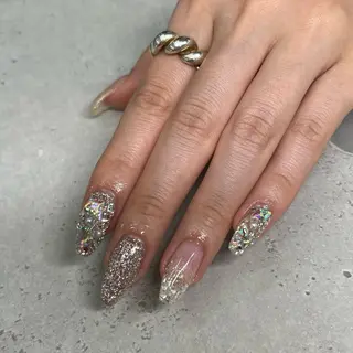 ネイル MAXKELLY HARUKAのネイルデザイン