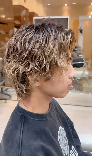 ミディアム パーマ メンズ イーストハムネオ高木 亮人🌿のヘアスタイル