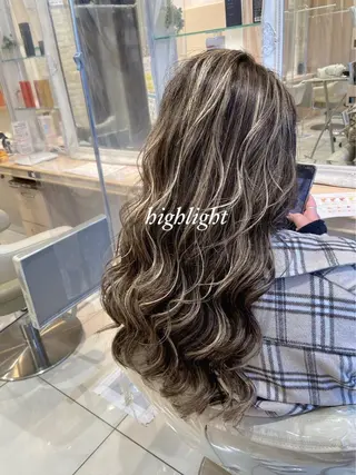 ロング 渡辺 悠太のヘアスタイル