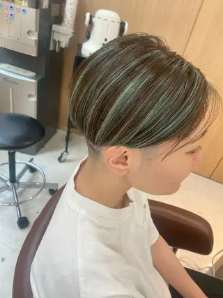 ショート カラー 大八木 美咲のヘアスタイル