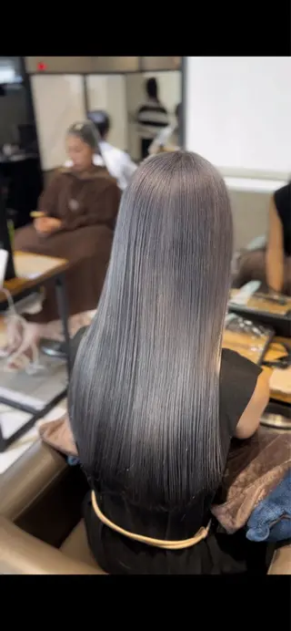 ロング カラー 🌿earth亀有店 【緑髪のノブ】🌿のヘアスタイル