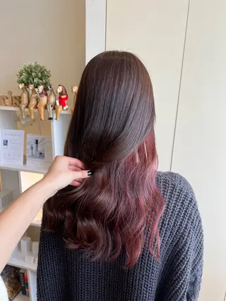 ロング カラー 竹添 有梨沙のヘアスタイル