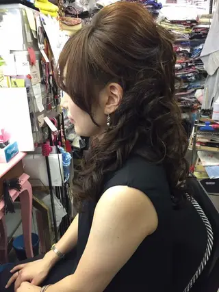 ヘアアレンジ 上辻 博司のヘアスタイル