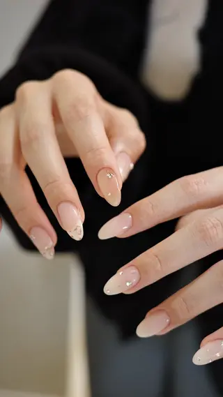 ネイル pointillé .ayaのネイルデザイン