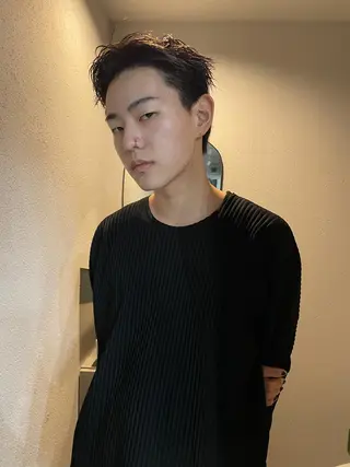 ショート メンズ 吉田一輝 外国人パーマのヘアスタイル