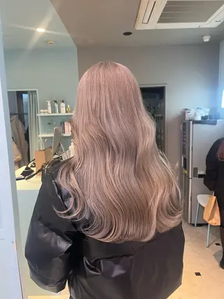 ロング カラー ブリーチカラー 🩵MIZUKIのヘアスタイル