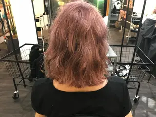 ミディアム カラー WEST OLAND 安藤のヘアスタイル