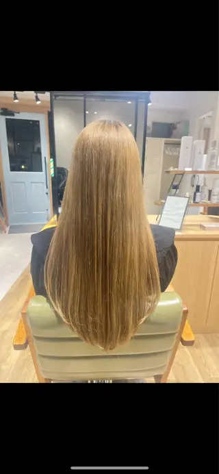 ロング 武田 綺音のヘアスタイル