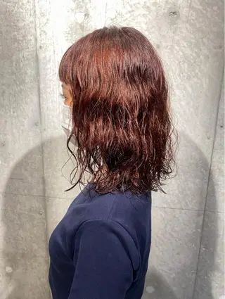 ミディアム カラー パーマ ヘアアレンジ mina 🐈‍⬛ ラフな似合わせヘアのヘアスタイル