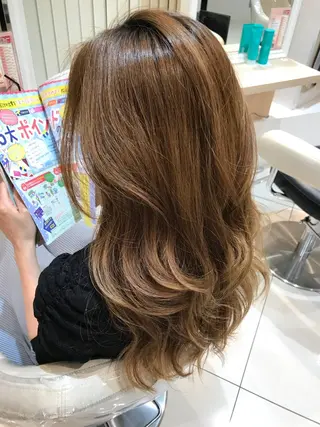 ロング 縮毛矯正/髪質改善 継続する美髪のヘアスタイル