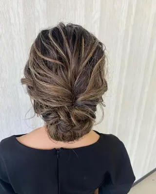 ロング カラー UNDER vr 【アンダーバー】のヘアスタイル