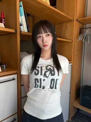 ロング レイヤーカット NERO加藤木麻彩のヘアスタイル