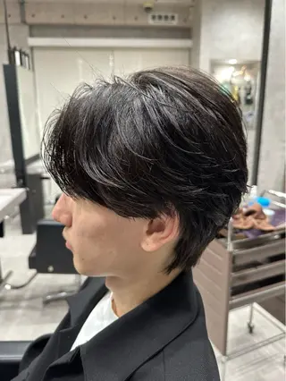 ショート パーマ メンズ ユウ🪄 パーマ指名No1のヘアスタイル