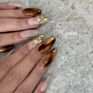 ネイル S. JEWELのネイルデザイン