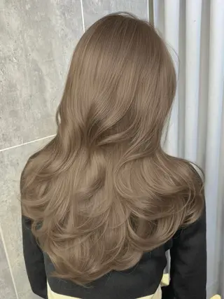 ロング カラー 顔まわりの神様✨ 透明感カラー藤嶋秀幸のヘアスタイル
