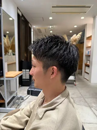 ショート メンズ 竹山 功起のヘアスタイル