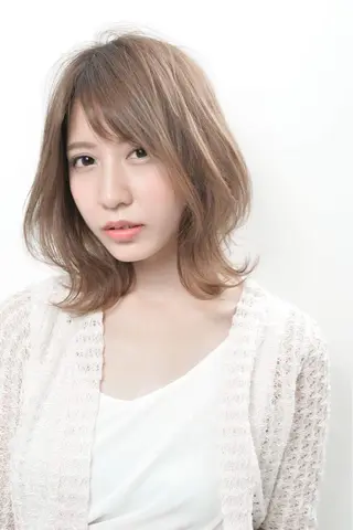 セミロング カラー 光吉 洋平のヘアスタイル