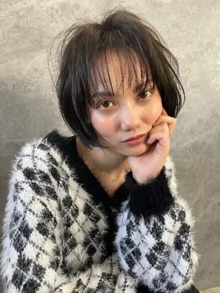 ショート カラー nico麻生　長谷川 裕月のヘアスタイル