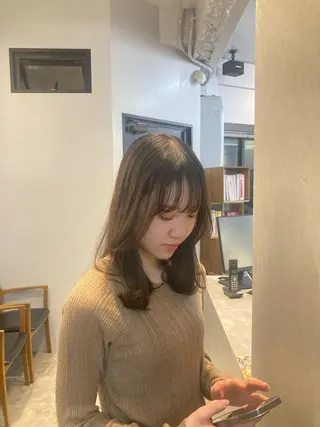 セミロング ヘアアレンジ 久貝 莉子のヘアスタイル