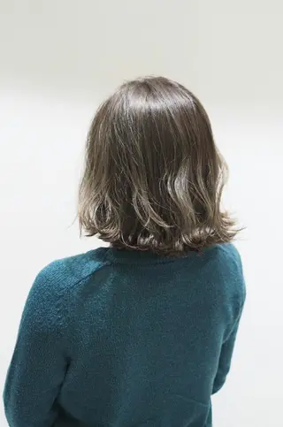 ミディアム カラー 辻 竜也　のヘアスタイル