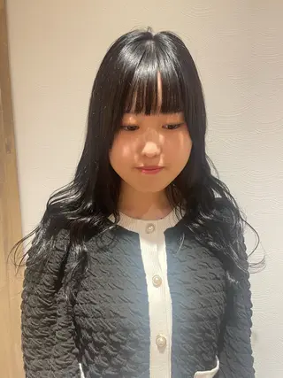 カラー SOL Matsumuraのヘアスタイル