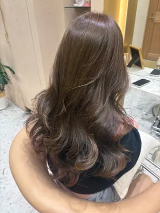 ロング Kanami/韓国風 /艶カラーのヘアスタイル