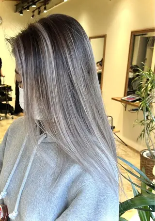 ロング カラー MEGU💓艶髪 レイヤー💓韓国風のヘアスタイル