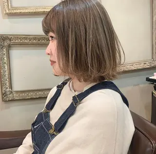 ミディアム カラー ベージュ🤎透明感 カラー🤎anriのヘアスタイル