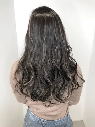 ロング カラー 店長　濱口 花菜　美髪整形のヘアスタイル
