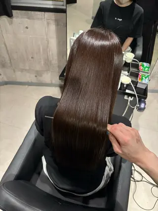 ロング カラー _WHITE / KENTOのヘアスタイル