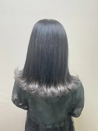 ミディアム カラー パーマ ヘアアレンジ メンズ キッズ ネイル マツエク・マツパ 切りっぱなしヘアボブ ミディアムヘアRYOのヘアスタイル
