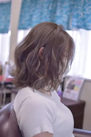 ミディアム カラー 小顔ショートヘア♪ TAKUMIのヘアスタイル