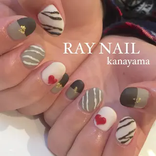 ネイル Arowa 伊田のネイルデザイン