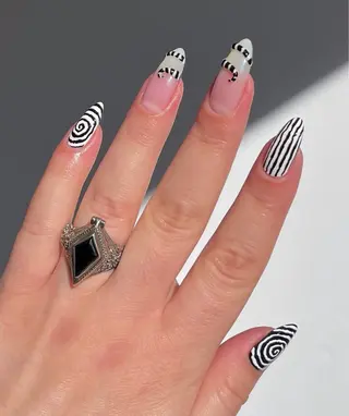 ネイル Tagi Nail 銀座店のネイルデザイン