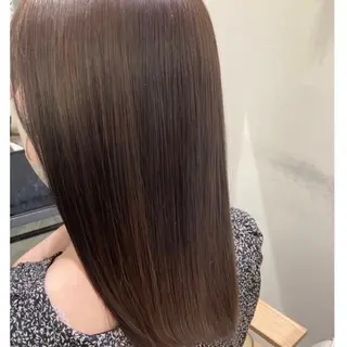 セミロング カラー 横浜似合わせ顔まわり カット／長谷川のヘアスタイル