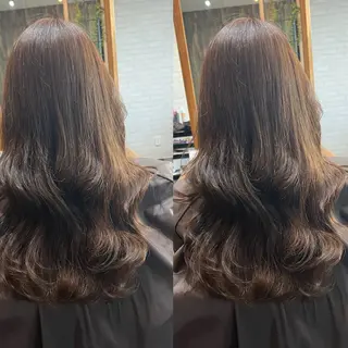 ロング みやもと まなみのヘアスタイル