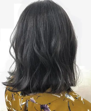 ミディアム カラー 山本 瑞姫のヘアスタイル