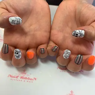 ネイル ネイルリボン 受付スタッフのネイルデザイン