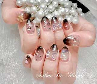 ネイル Momo 🤍のネイルデザイン